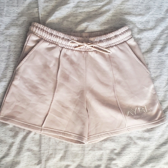AYBL Pants - NWOT AYBL tan shorts size medium